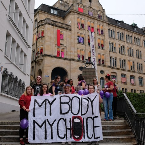 Frauenstreik am GL. Vergrösserte Ansicht